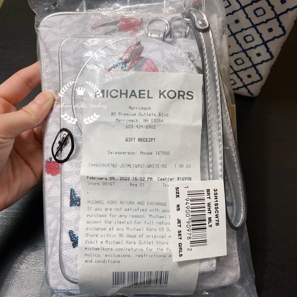 Michael Kors Jet Set Girls 3pc Wristlets set - Picture 11 of 13